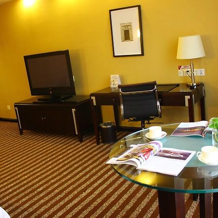 Hotel Yitel à Shanghai Extérieur photo