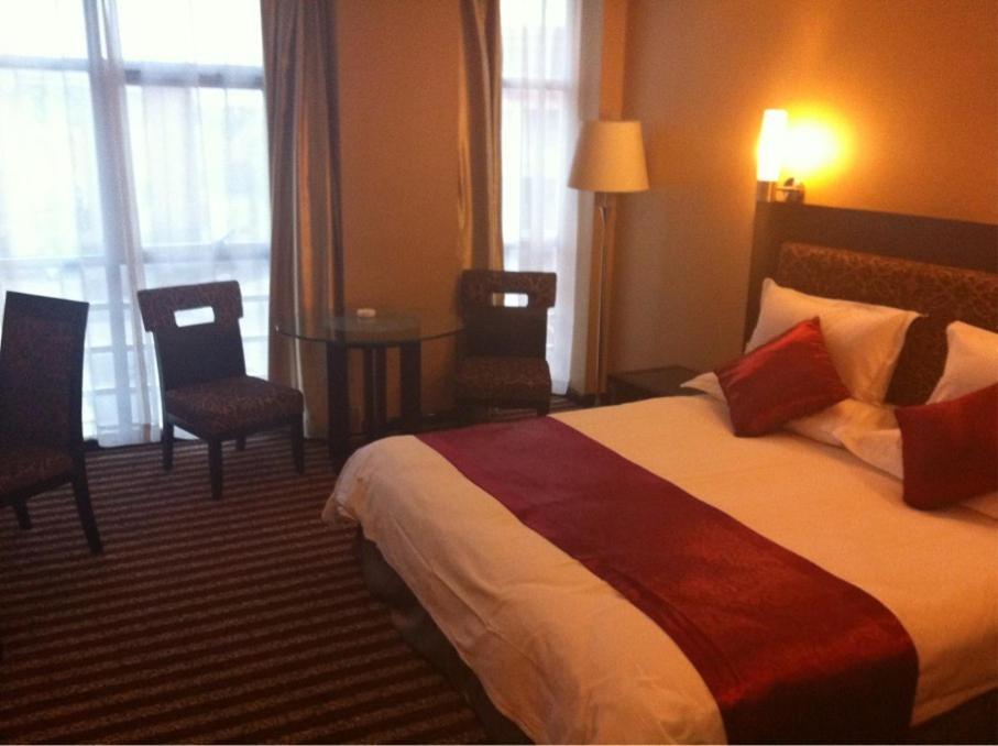 Hotel Yitel à Shanghai Chambre photo